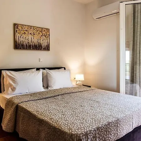 Azra * זקינטוס טאון