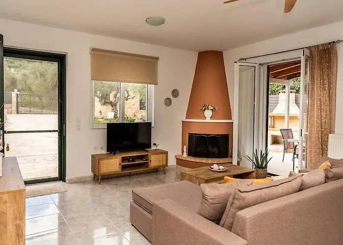 Azra וילה זקינטוס טאון